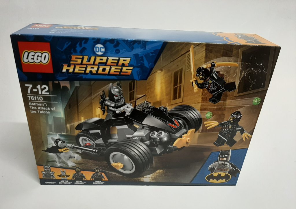 LEGO DC Super Heroes Batman: The Attack of the Talons Set 76110 - US