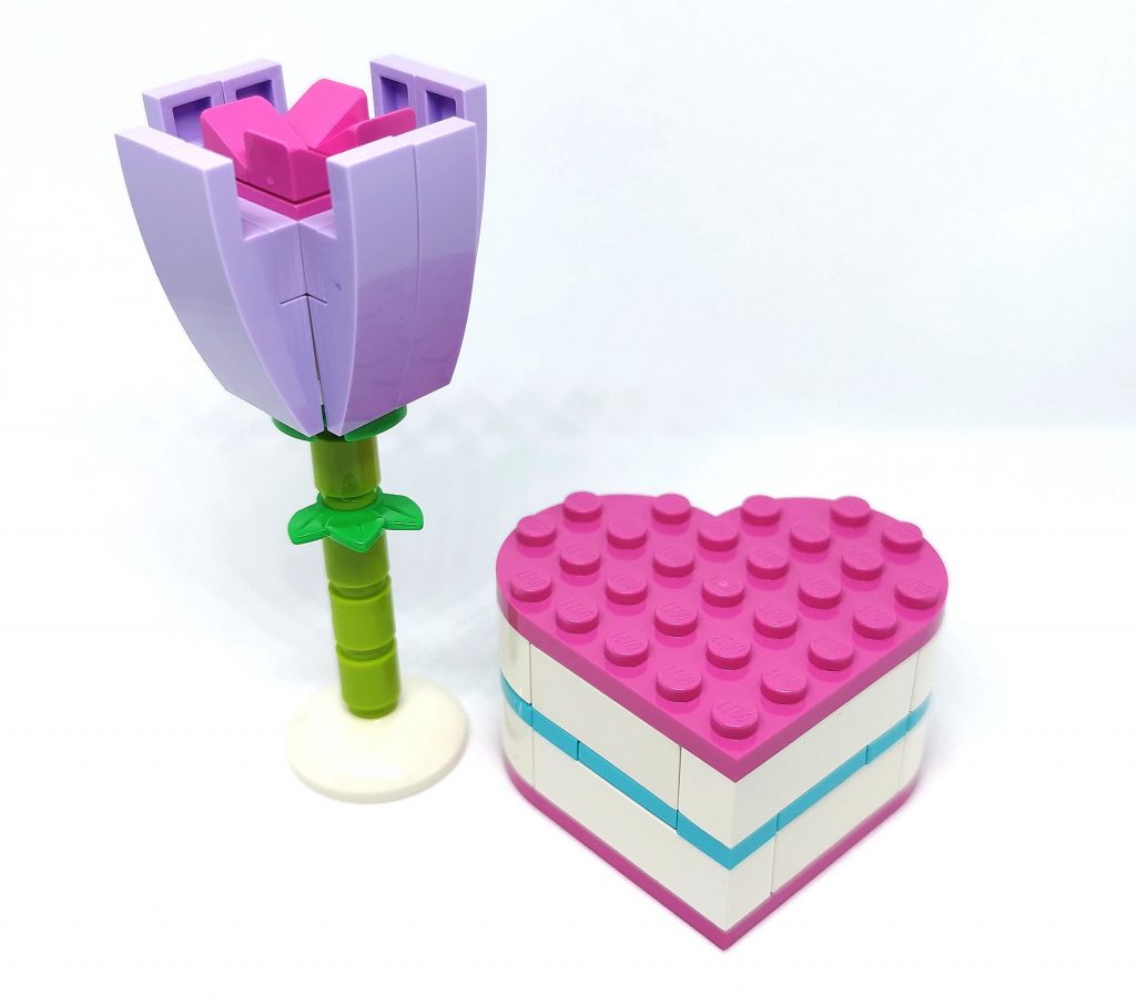 30411 Lego Friends Chocolate Box and Flower Brand New Polybag