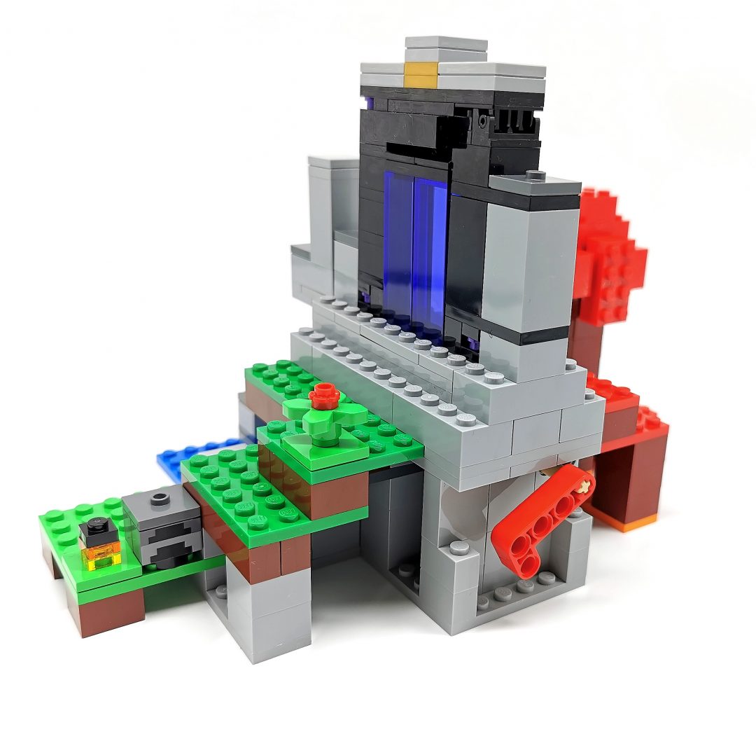 Lego Minecraft The Ruined Portal Review The Brick Post