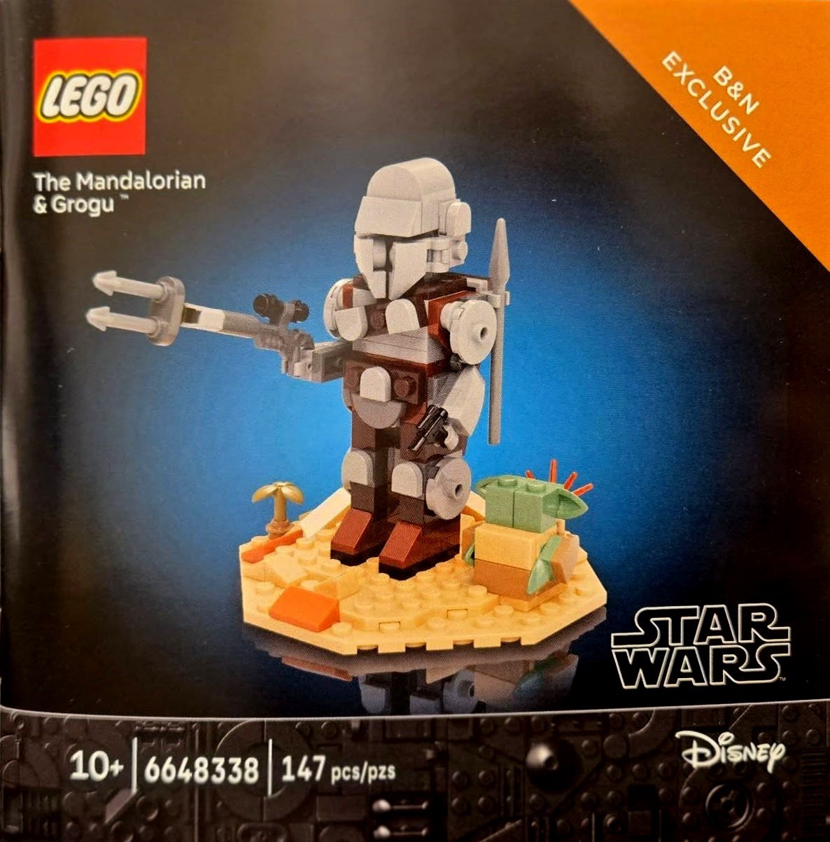 Exclusive Barnes & Noble Builable LEGO The Mandalorian & Grogu (6648338) Set First Look!